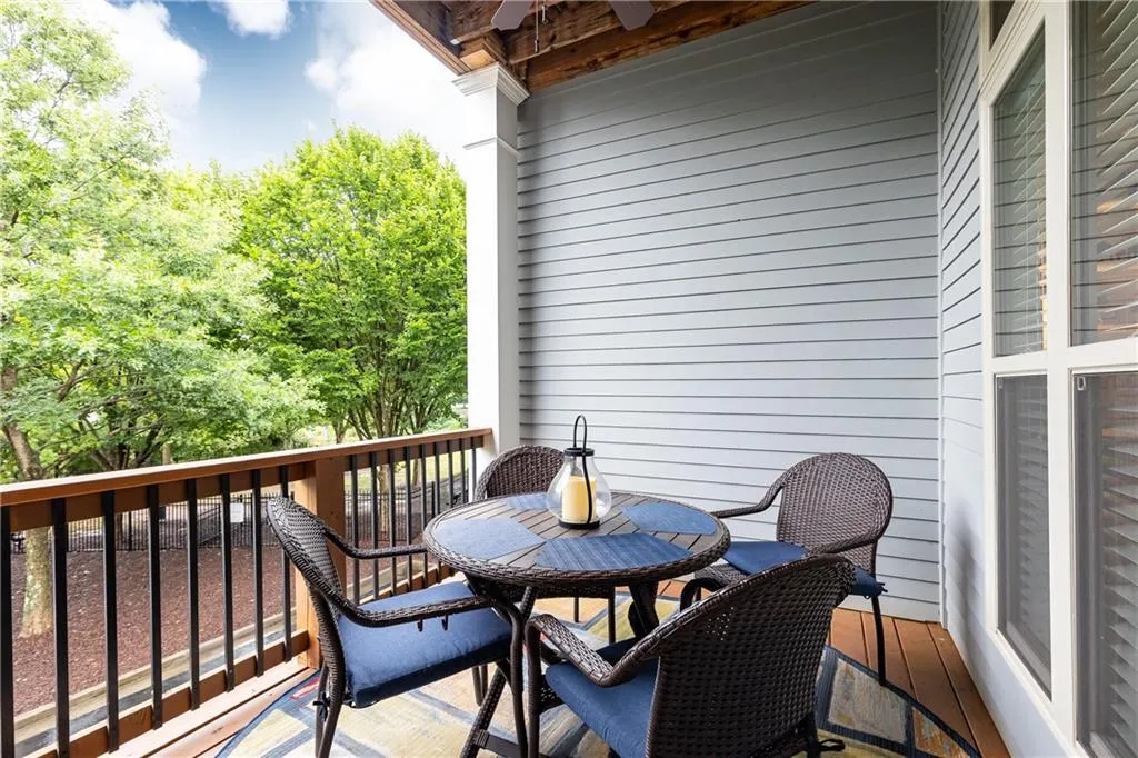 155 Alderwood Hill, Sandy Springs, Georgia 30328, 3 Bedrooms Bedrooms, ,3 BathroomsBathrooms,Residential,Sold,155 Alderwood Hill,7261766