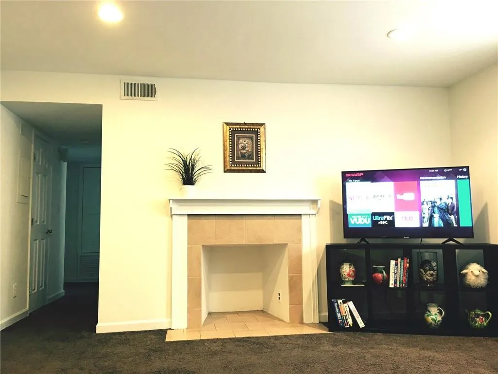 355 Winding River Drive Unit F, Sandy Springs, Georgia 30350, 3 Bedrooms Bedrooms, ,2 BathroomsBathrooms,Residential,Sold,355 Winding River Drive Unit F,6568493