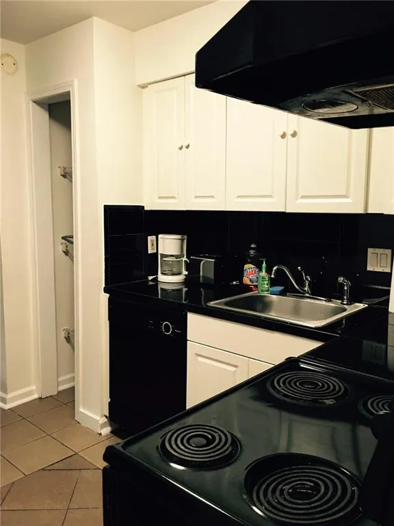 355 Winding River Drive Unit F, Sandy Springs, Georgia 30350, 3 Bedrooms Bedrooms, ,2 BathroomsBathrooms,Residential,Sold,355 Winding River Drive Unit F,6568493