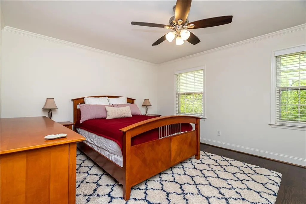 5213 Glenridge Drive, Atlanta, Georgia 30342, 3 Bedrooms Bedrooms, ,3 BathroomsBathrooms,Residential,Sold,5213 Glenridge Drive,6824609