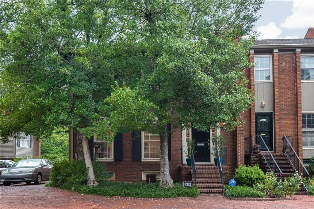 5213 Glenridge Drive, Atlanta, Georgia 30342, 3 Bedrooms Bedrooms, ,3 BathroomsBathrooms,Residential,Sold,5213 Glenridge Drive,6824609