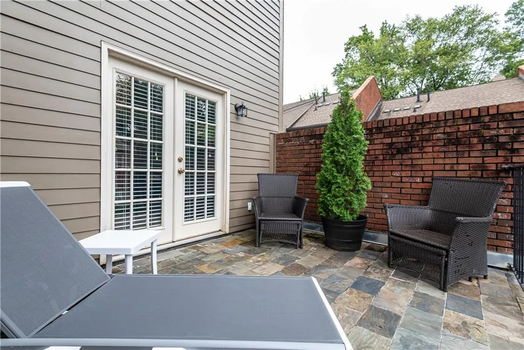 5213 Glenridge Drive, Atlanta, Georgia 30342, 3 Bedrooms Bedrooms, ,3 BathroomsBathrooms,Residential,Sold,5213 Glenridge Drive,6824609