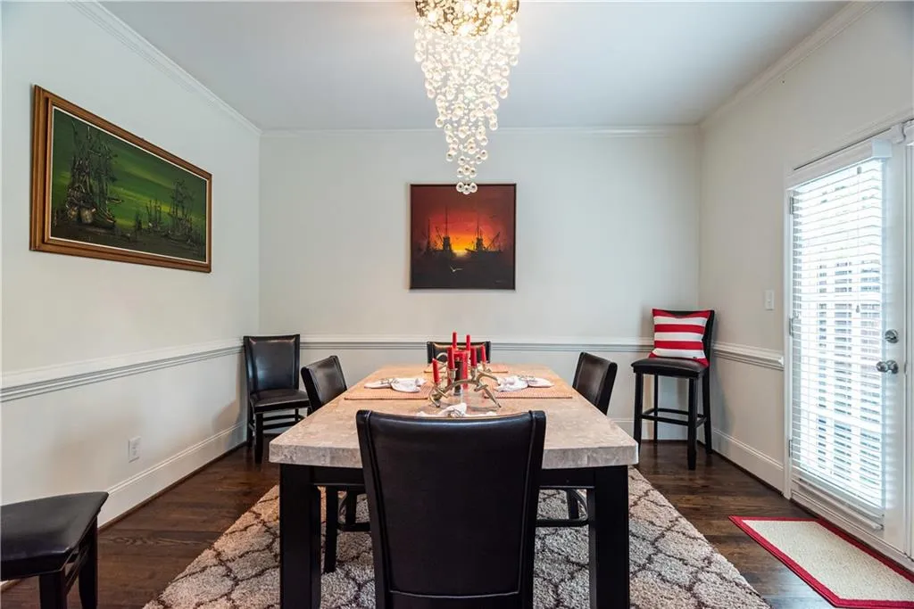 5213 Glenridge Drive, Atlanta, Georgia 30342, 3 Bedrooms Bedrooms, ,3 BathroomsBathrooms,Residential,Sold,5213 Glenridge Drive,6824609