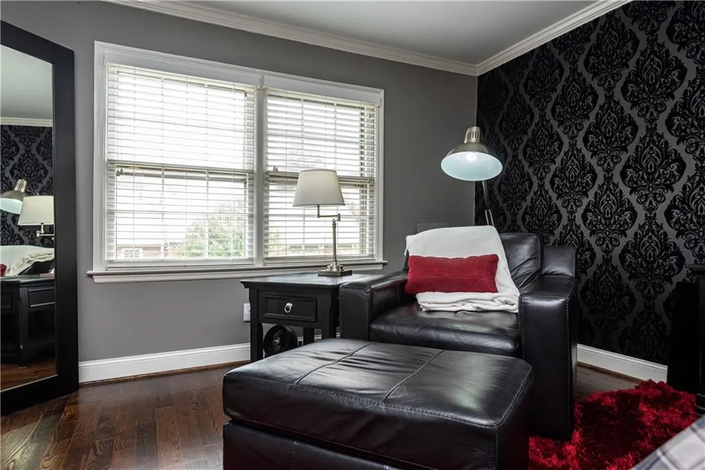 5213 Glenridge Drive, Atlanta, Georgia 30342, 3 Bedrooms Bedrooms, ,3 BathroomsBathrooms,Residential,Sold,5213 Glenridge Drive,6824609