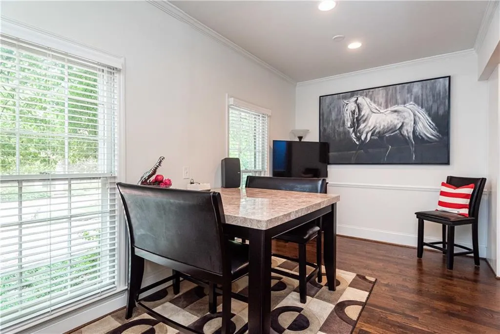 5213 Glenridge Drive, Atlanta, Georgia 30342, 3 Bedrooms Bedrooms, ,3 BathroomsBathrooms,Residential,Sold,5213 Glenridge Drive,6824609