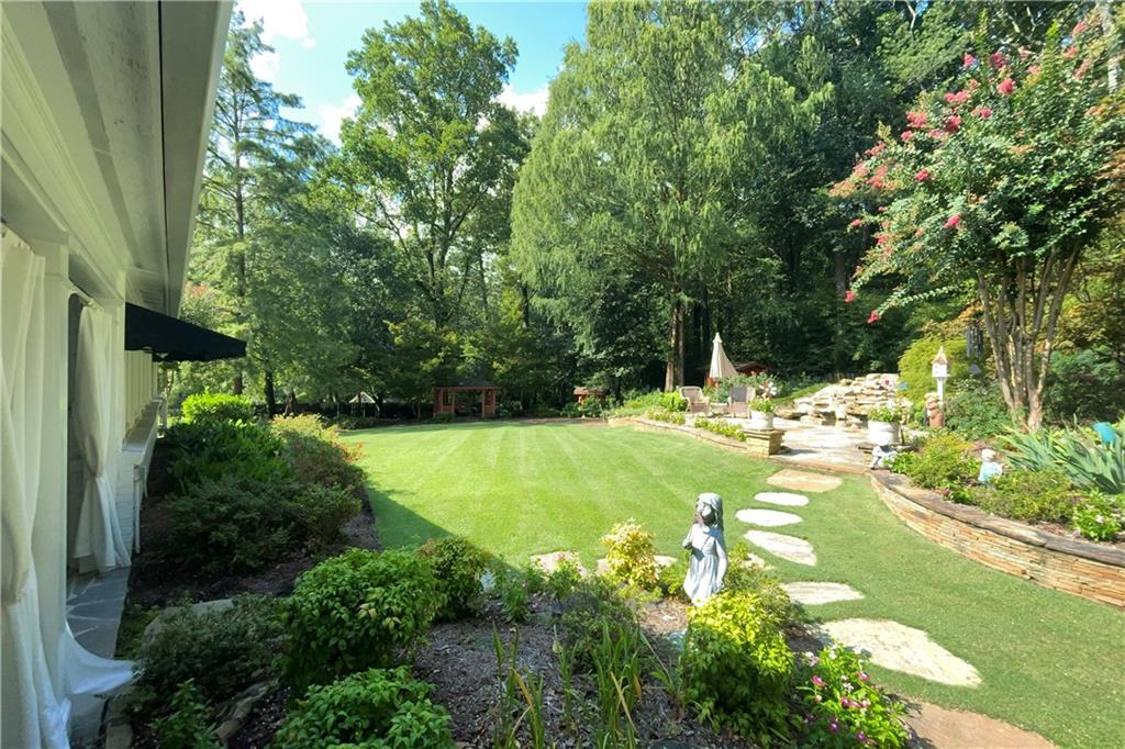 1505 Chevron Way, Sandy Springs, Georgia 30350, 4 Bedrooms Bedrooms, ,4 BathroomsBathrooms,Residential,Sold,1505 Chevron Way,7285418