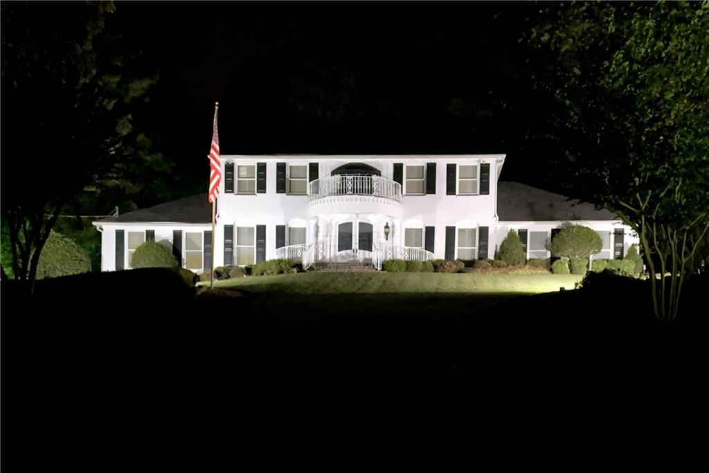 1505 Chevron Way, Sandy Springs, Georgia 30350, 4 Bedrooms Bedrooms, ,4 BathroomsBathrooms,Residential,Sold,1505 Chevron Way,7285418