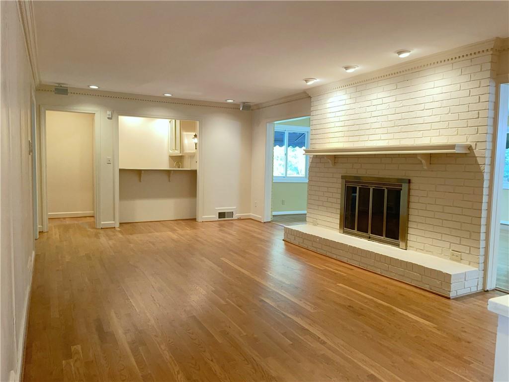 1505 Chevron Way, Sandy Springs, Georgia 30350, 4 Bedrooms Bedrooms, ,4 BathroomsBathrooms,Residential,Sold,1505 Chevron Way,7285418