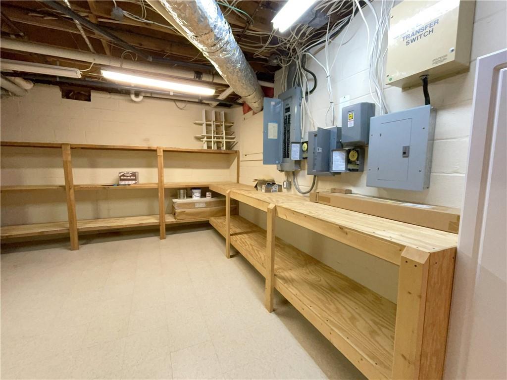 1505 Chevron Way, Sandy Springs, Georgia 30350, 4 Bedrooms Bedrooms, ,4 BathroomsBathrooms,Residential,Sold,1505 Chevron Way,7285418