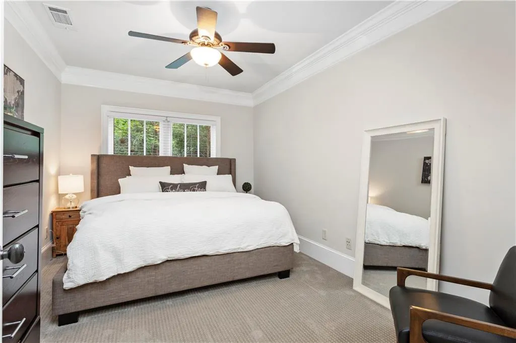 284 Hedden Road, Atlanta, Georgia 30342, 5 Bedrooms Bedrooms, ,4 BathroomsBathrooms,Residential,Sold,284 Hedden Road,6885884