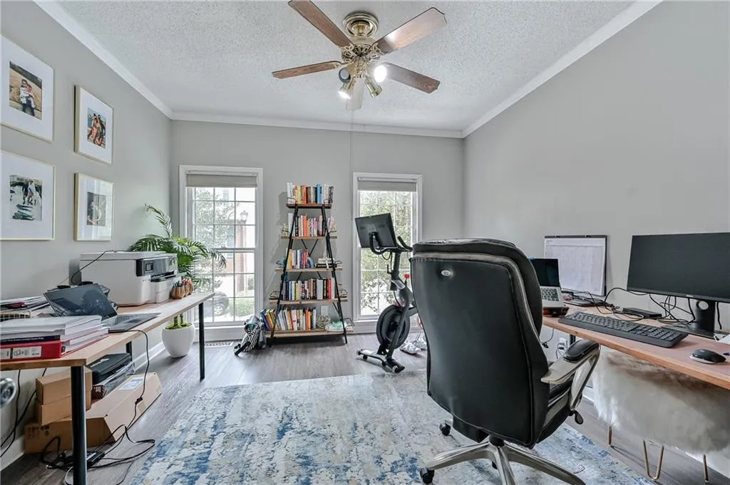 404 Brandywine Circle, Sandy Springs, Georgia 30350, 3 Bedrooms Bedrooms, ,2 BathroomsBathrooms,Residential,Sold,404 Brandywine Circle,7016950