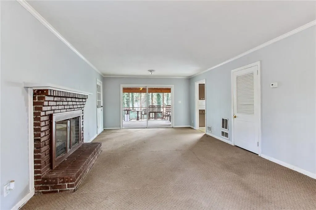 625 Glenforest Road, Sandy Springs, Georgia 30328, 4 Bedrooms Bedrooms, ,2 BathroomsBathrooms,Residential,Sold,625 Glenforest Road,6994509