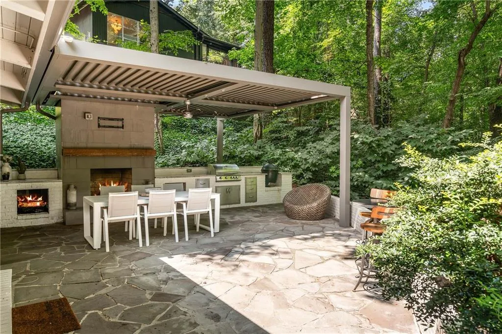 1179 Milmar Drive Nw, Atlanta, Georgia 30327, 5 Bedrooms Bedrooms, ,4 BathroomsBathrooms,Residential,For Sale,1179 Milmar Drive Nw,7635472