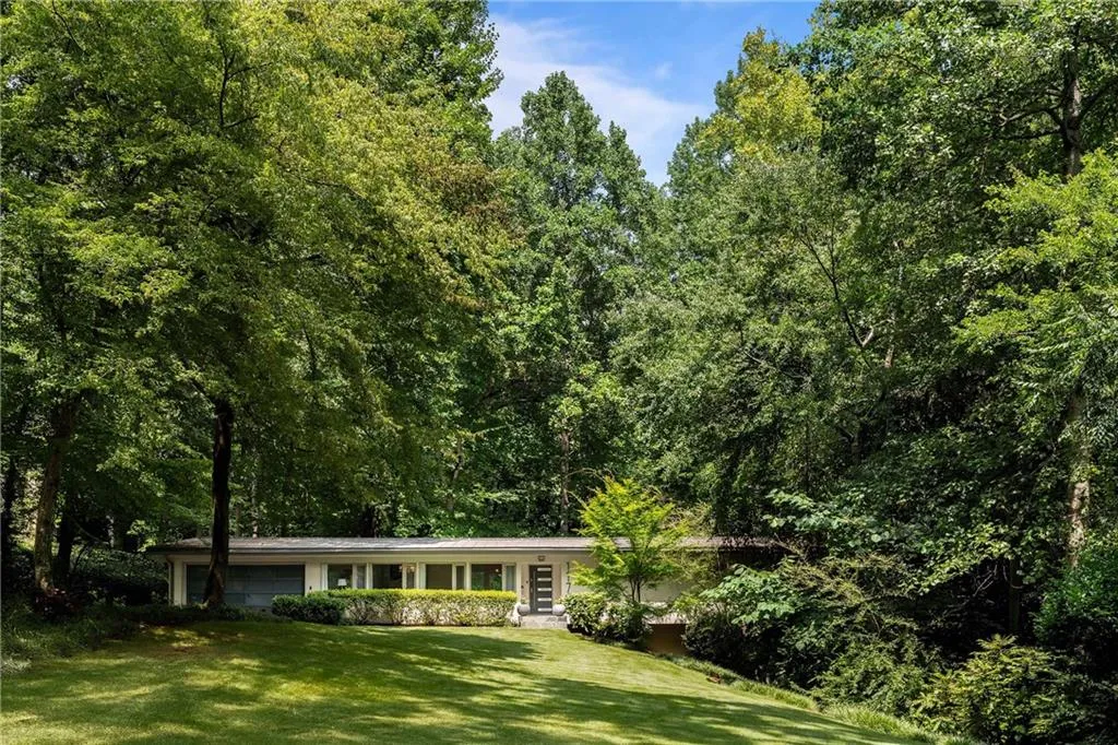 1179 Milmar Drive Nw, Atlanta, Georgia 30327, 5 Bedrooms Bedrooms, ,4 BathroomsBathrooms,Residential,For Sale,1179 Milmar Drive Nw,7635472