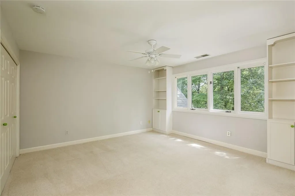 100 Spindale Court, Sandy Springs, Georgia 30350, 6 Bedrooms Bedrooms, ,5 BathroomsBathrooms,Residential,Sold,100 Spindale Court,6744565