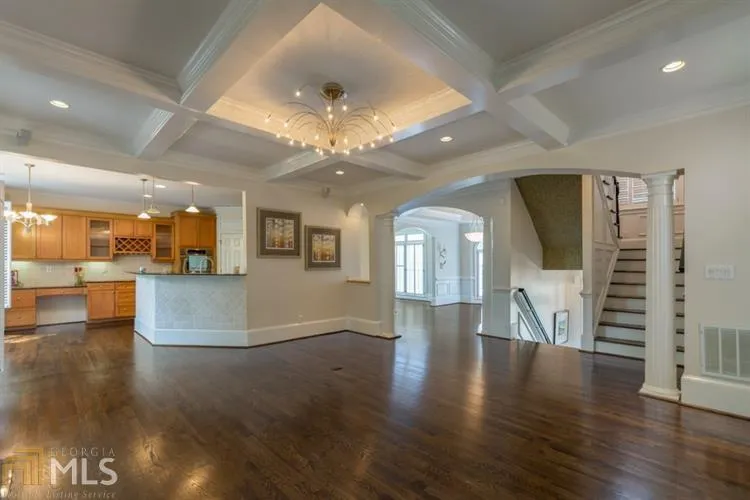 1133 Chantilly Rise Ne, Atlanta, Georgia 30324, 4 Bedrooms Bedrooms, ,3 BathroomsBathrooms,Residential,Sold,1133 Chantilly Rise Ne,5985467