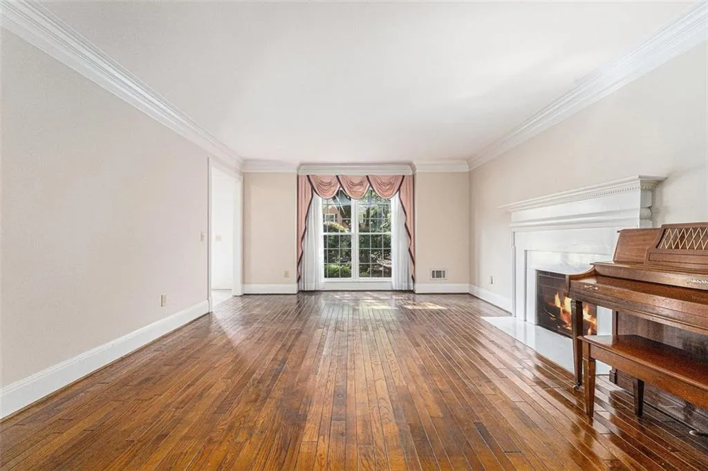 7695 Brigham Drive, Atlanta, Georgia 30350, 5 Bedrooms Bedrooms, ,4 BathroomsBathrooms,Residential,For Sale,7695 Brigham Drive,7619808