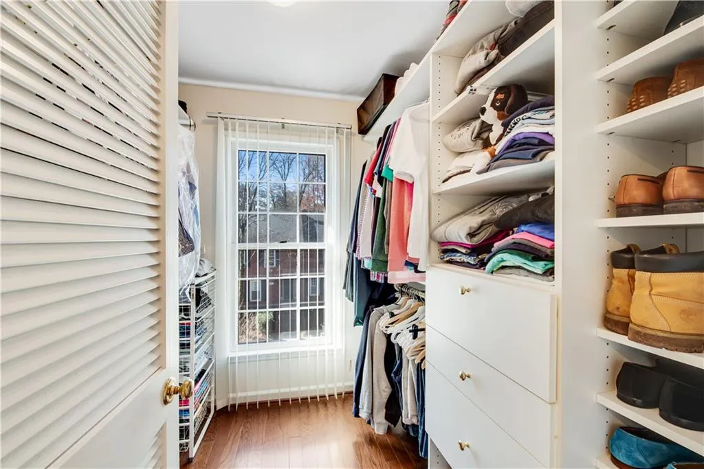 602 Dunwoody Chace, Atlanta, Georgia 30328, 3 Bedrooms Bedrooms, ,2 BathroomsBathrooms,Residential,Sold,602 Dunwoody Chace,6819177