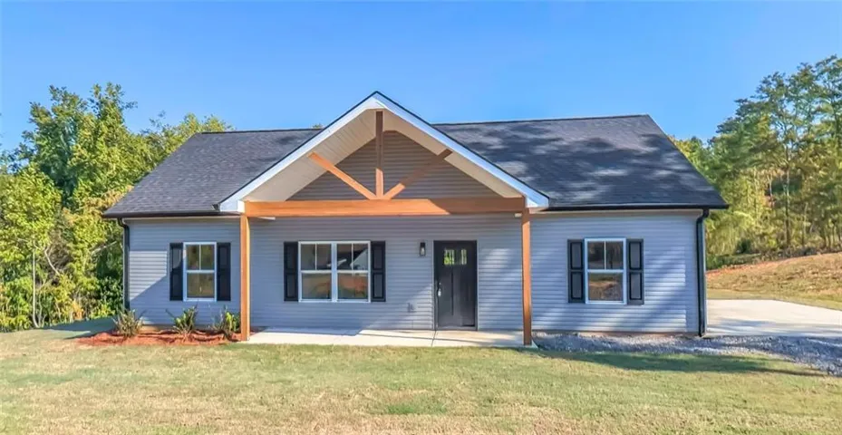 204 Arbacoochee Road, Tallapoosa, Georgia 30176