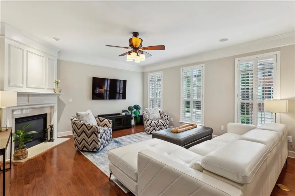 4888 Colchester Court Se Unit 16, Atlanta, Georgia 30339, 3 Bedrooms Bedrooms, ,3 BathroomsBathrooms,Residential,For Sale,4888 Colchester Court Se Unit 16,7622166