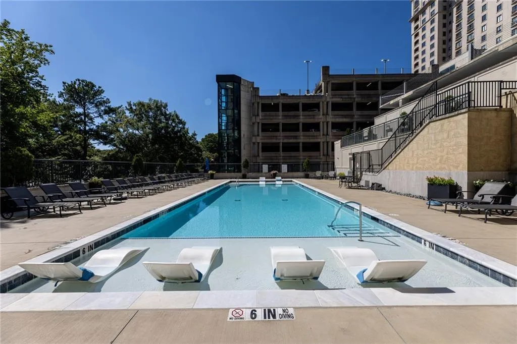 3040 Peachtree Road Nw Unit 613, Atlanta, Georgia 30305, 1 Bedroom Bedrooms, ,1 BathroomBathrooms,Residential,For Sale,3040 Peachtree Road Nw Unit 613,7645953