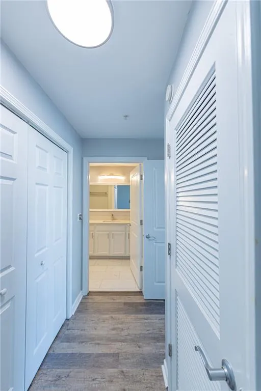 3040 Peachtree Road Nw Unit 613, Atlanta, Georgia 30305, 1 Bedroom Bedrooms, ,1 BathroomBathrooms,Residential,For Sale,3040 Peachtree Road Nw Unit 613,7645953