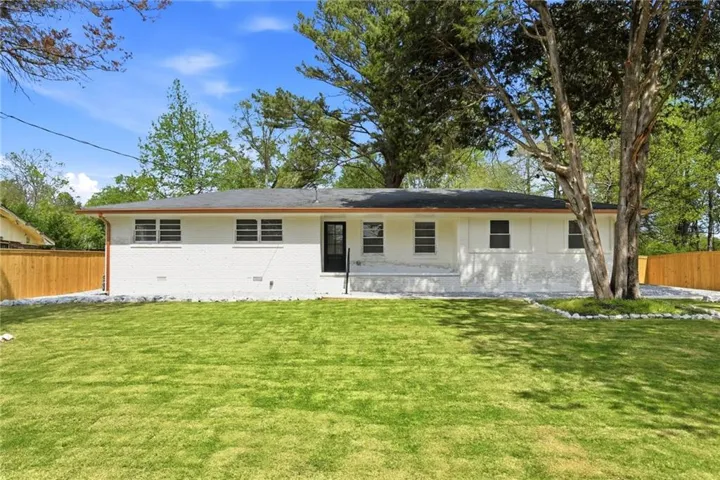 5542 Joeclay Drive, Stone Mountain, Georgia 30088