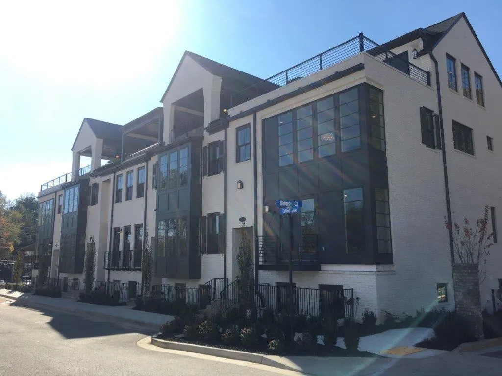 4510 Collins Avenue Unit 9, Atlanta, Georgia 30342, 4 Bedrooms Bedrooms, ,4 BathroomsBathrooms,Residential,Sold,4510 Collins Avenue Unit 9,5695520