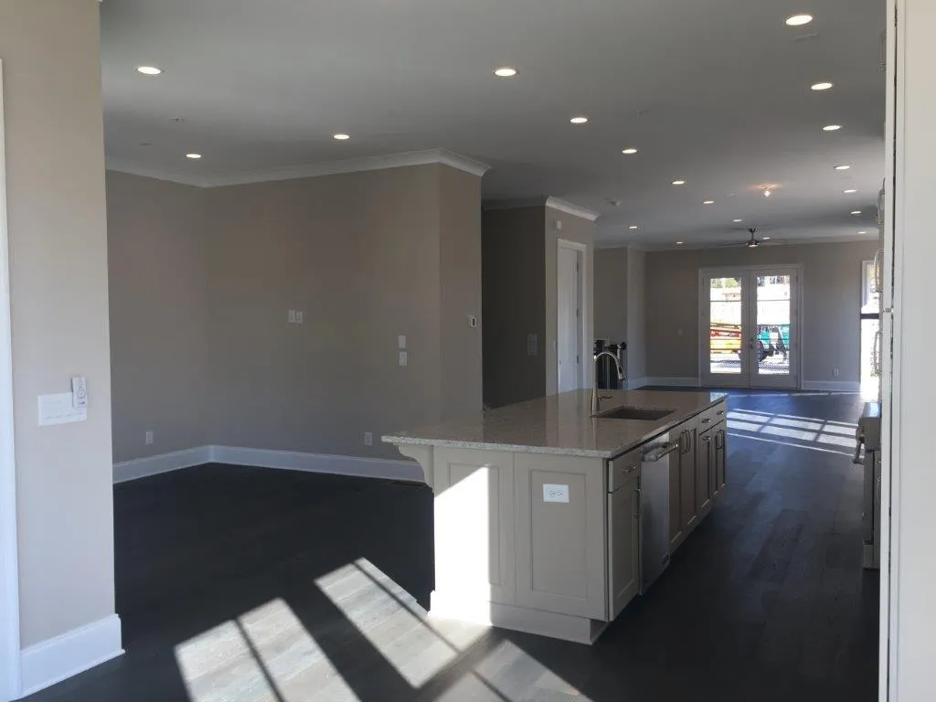 4510 Collins Avenue Unit 9, Atlanta, Georgia 30342, 4 Bedrooms Bedrooms, ,4 BathroomsBathrooms,Residential,Sold,4510 Collins Avenue Unit 9,5695520