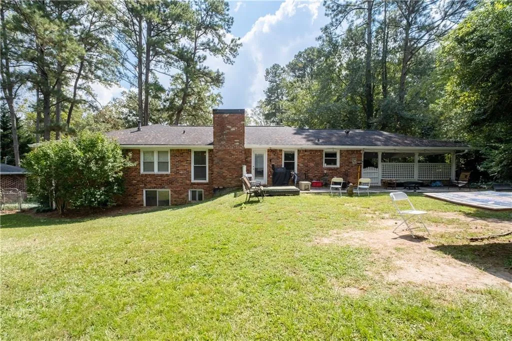 Good sized fenced back yard