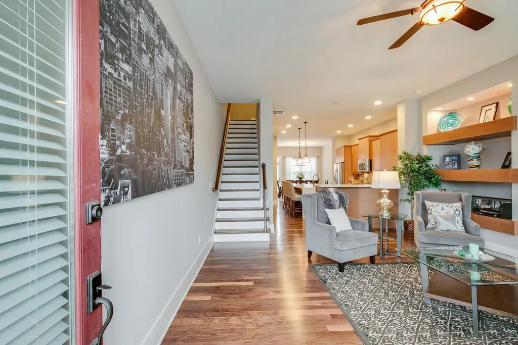 305 Alderwood Lane, Sandy Springs, Georgia 30328, 3 Bedrooms Bedrooms, ,3 BathroomsBathrooms,Residential,Sold,305 Alderwood Lane,5578128