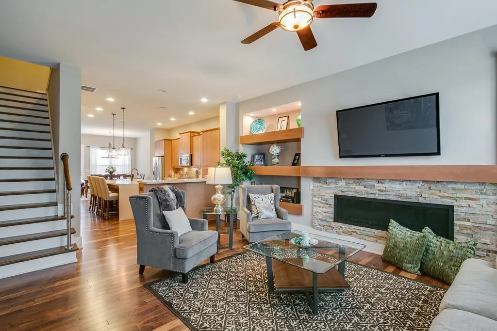 305 Alderwood Lane, Sandy Springs, Georgia 30328, 3 Bedrooms Bedrooms, ,3 BathroomsBathrooms,Residential,Sold,305 Alderwood Lane,5578128