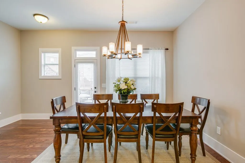 305 Alderwood Lane, Sandy Springs, Georgia 30328, 3 Bedrooms Bedrooms, ,3 BathroomsBathrooms,Residential,Sold,305 Alderwood Lane,5578128