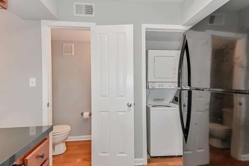 6940 Roswell Road Unit 10d, Atlanta, Georgia 30328, 2 Bedrooms Bedrooms, ,1 BathroomBathrooms,Residential,Sold,6940 Roswell Road Unit 10d,6536783