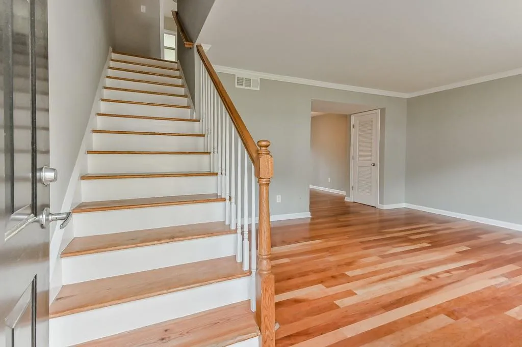 6940 Roswell Road Unit 10d, Atlanta, Georgia 30328, 2 Bedrooms Bedrooms, ,1 BathroomBathrooms,Residential,Sold,6940 Roswell Road Unit 10d,6536783