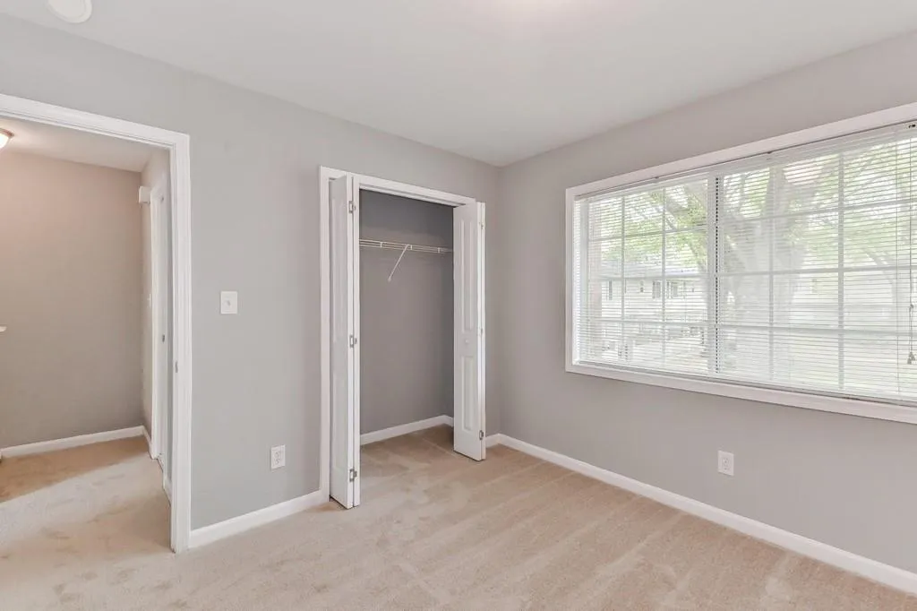 6940 Roswell Road Unit 10d, Atlanta, Georgia 30328, 2 Bedrooms Bedrooms, ,1 BathroomBathrooms,Residential,Sold,6940 Roswell Road Unit 10d,6536783