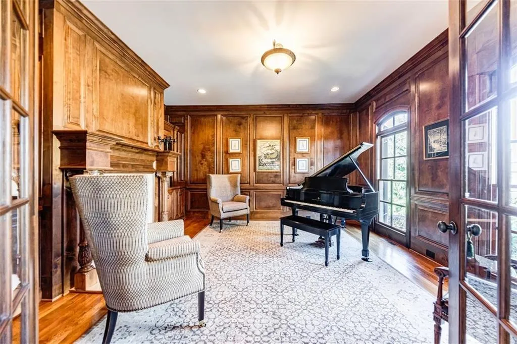 665 Coley Oaks Court, Sandy Springs, Georgia 30350, 5 Bedrooms Bedrooms, ,6 BathroomsBathrooms,Residential,Sold,665 Coley Oaks Court,6811077 665 Coley Oaks Court, Sandy Springs, Georgia 30350, 5 Bedrooms Bedrooms, ,6 BathroomsBathrooms,Residential,Sold,665 Coley Oaks Court,6811077