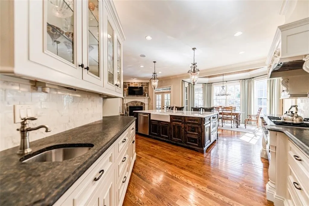 665 Coley Oaks Court, Sandy Springs, Georgia 30350, 5 Bedrooms Bedrooms, ,6 BathroomsBathrooms,Residential,Sold,665 Coley Oaks Court,6811077 665 Coley Oaks Court, Sandy Springs, Georgia 30350, 5 Bedrooms Bedrooms, ,6 BathroomsBathrooms,Residential,Sold,665 Coley Oaks Court,6811077