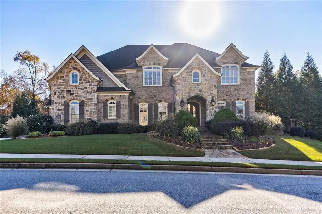 665 Coley Oaks Court, Sandy Springs, Georgia 30350, 5 Bedrooms Bedrooms, ,6 BathroomsBathrooms,Residential,Sold,665 Coley Oaks Court,6811077 665 Coley Oaks Court, Sandy Springs, Georgia 30350, 5 Bedrooms Bedrooms, ,6 BathroomsBathrooms,Residential,Sold,665 Coley Oaks Court,6811077