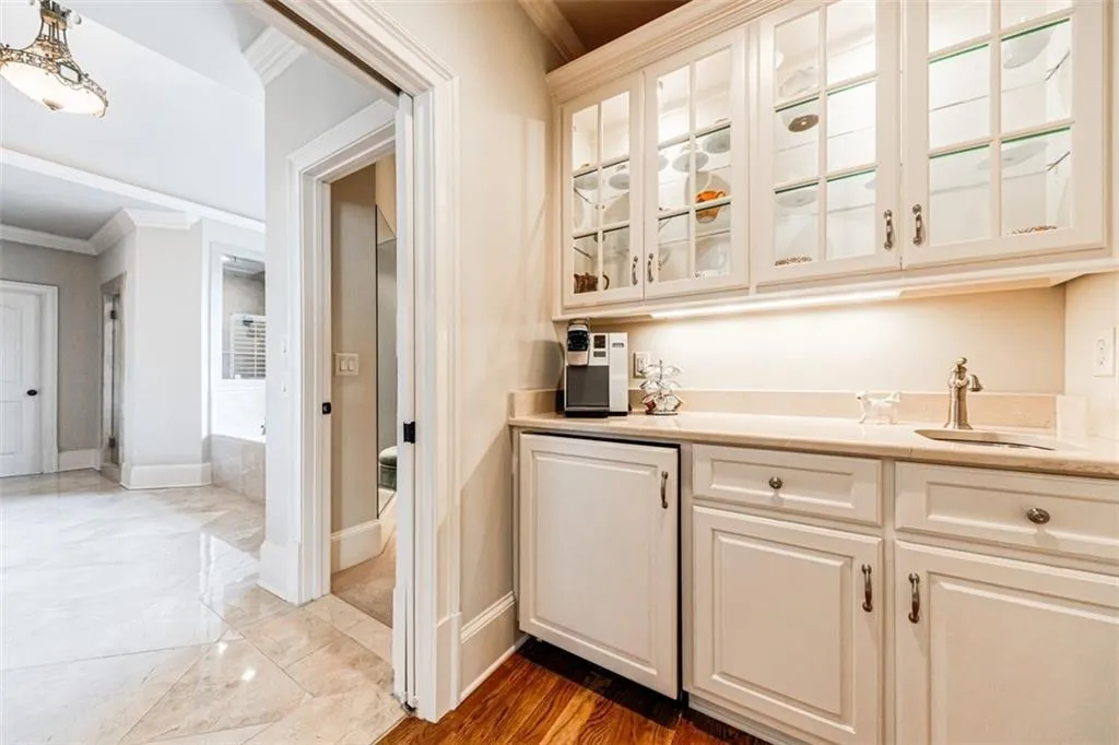 665 Coley Oaks Court, Sandy Springs, Georgia 30350, 5 Bedrooms Bedrooms, ,6 BathroomsBathrooms,Residential,Sold,665 Coley Oaks Court,6811077 665 Coley Oaks Court, Sandy Springs, Georgia 30350, 5 Bedrooms Bedrooms, ,6 BathroomsBathrooms,Residential,Sold,665 Coley Oaks Court,6811077