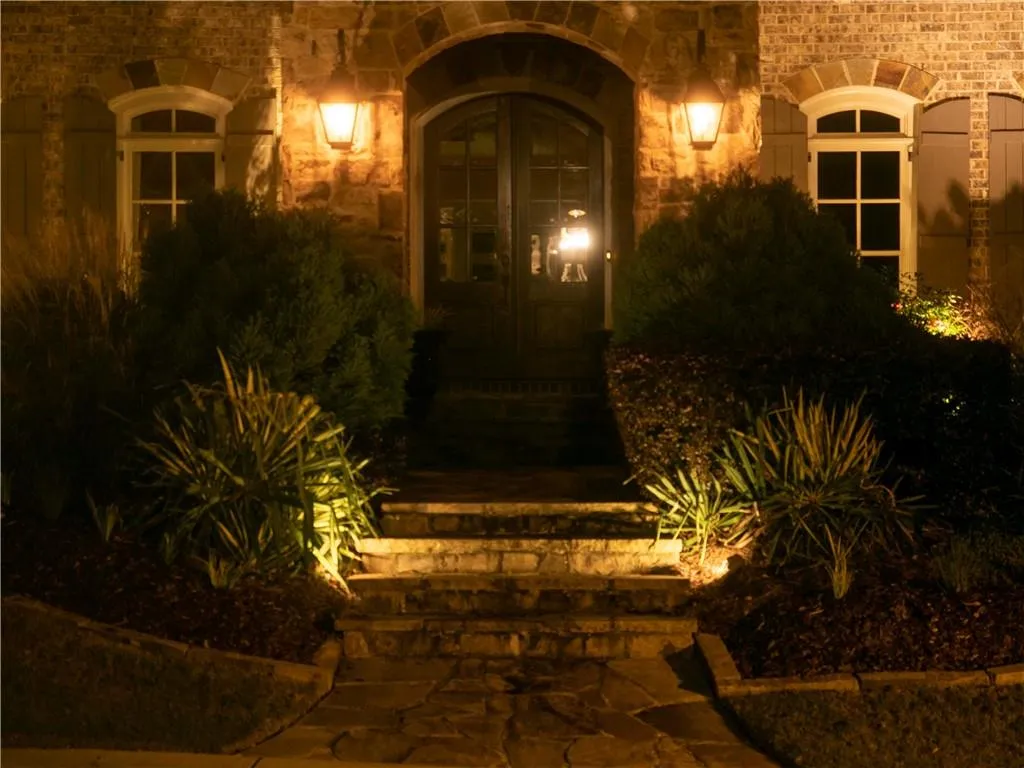 665 Coley Oaks Court, Sandy Springs, Georgia 30350, 5 Bedrooms Bedrooms, ,6 BathroomsBathrooms,Residential,Sold,665 Coley Oaks Court,6811077 665 Coley Oaks Court, Sandy Springs, Georgia 30350, 5 Bedrooms Bedrooms, ,6 BathroomsBathrooms,Residential,Sold,665 Coley Oaks Court,6811077