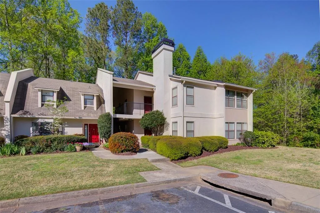1708 Huntingdon Chase, Sandy Springs, Georgia 30350, 1 Bedroom Bedrooms, ,1 BathroomBathrooms,Residential,Sold,1708 Huntingdon Chase,6000480
