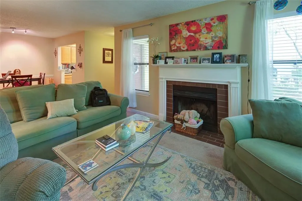 1708 Huntingdon Chase, Sandy Springs, Georgia 30350, 1 Bedroom Bedrooms, ,1 BathroomBathrooms,Residential,Sold,1708 Huntingdon Chase,6000480