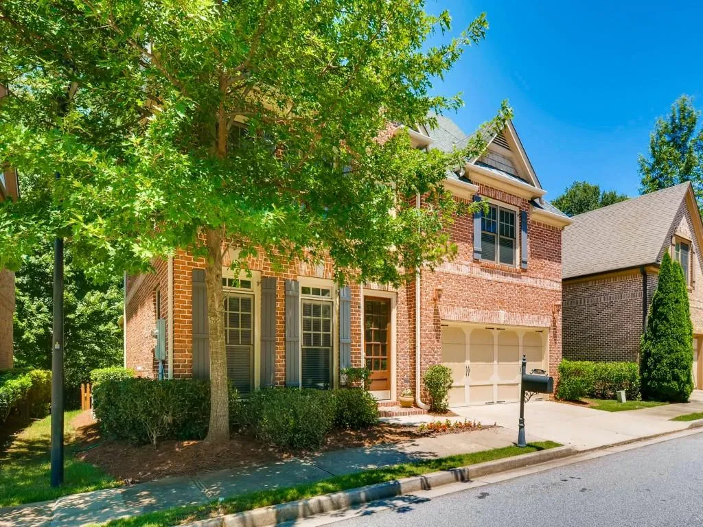 296 Mount Vernon Cove, Sandy Springs, Georgia 30328, 5 Bedrooms Bedrooms, ,5 BathroomsBathrooms,Residential,Sold,296 Mount Vernon Cove,5942117