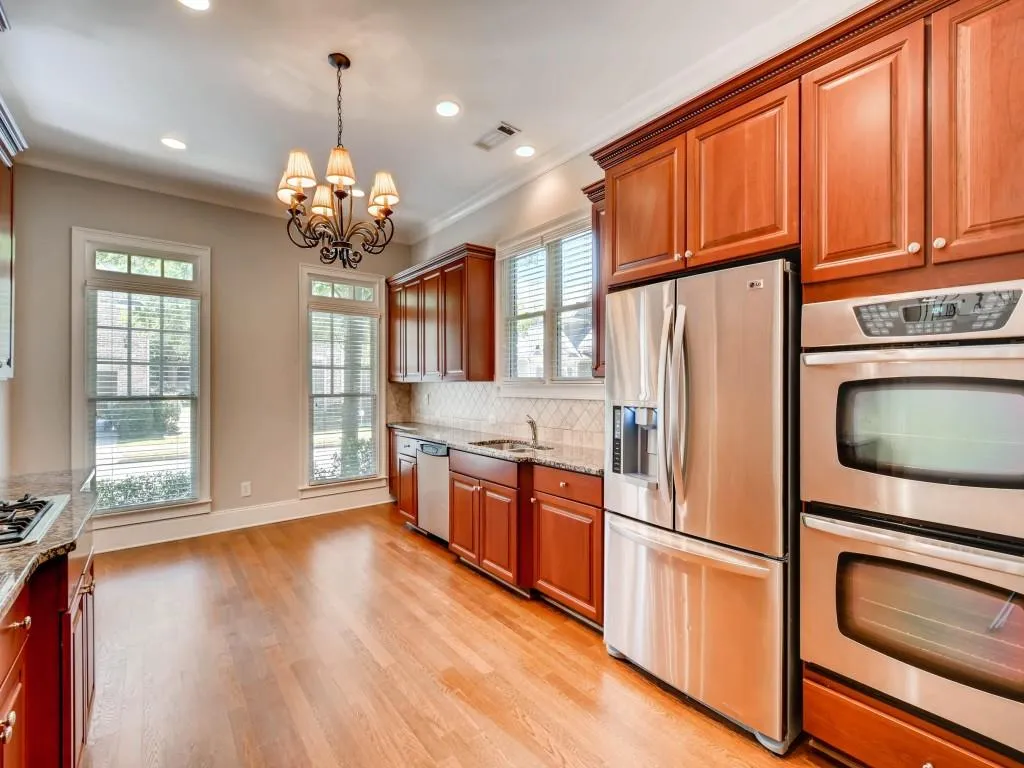 296 Mount Vernon Cove, Sandy Springs, Georgia 30328, 5 Bedrooms Bedrooms, ,5 BathroomsBathrooms,Residential,Sold,296 Mount Vernon Cove,5942117