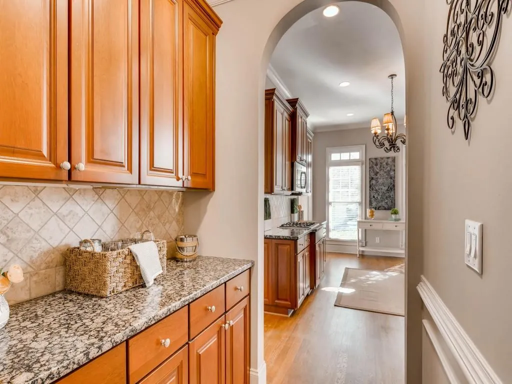 296 Mount Vernon Cove, Sandy Springs, Georgia 30328, 5 Bedrooms Bedrooms, ,5 BathroomsBathrooms,Residential,Sold,296 Mount Vernon Cove,5942117