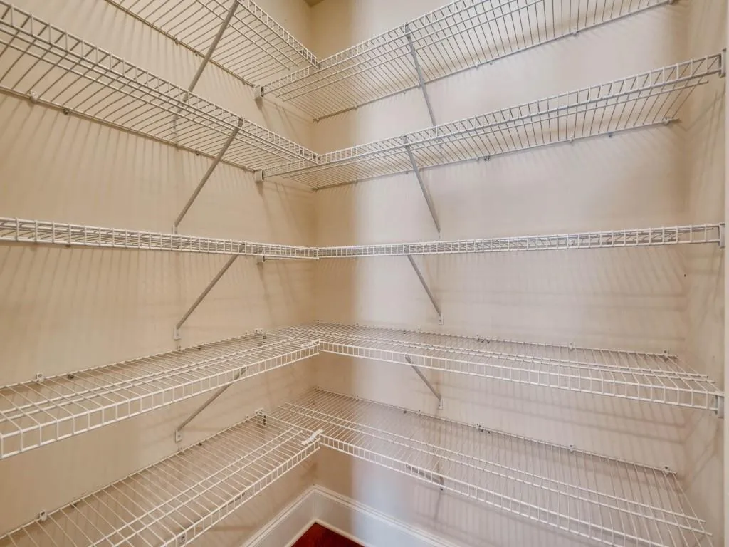 296 Mount Vernon Cove, Sandy Springs, Georgia 30328, 5 Bedrooms Bedrooms, ,5 BathroomsBathrooms,Residential,Sold,296 Mount Vernon Cove,5942117