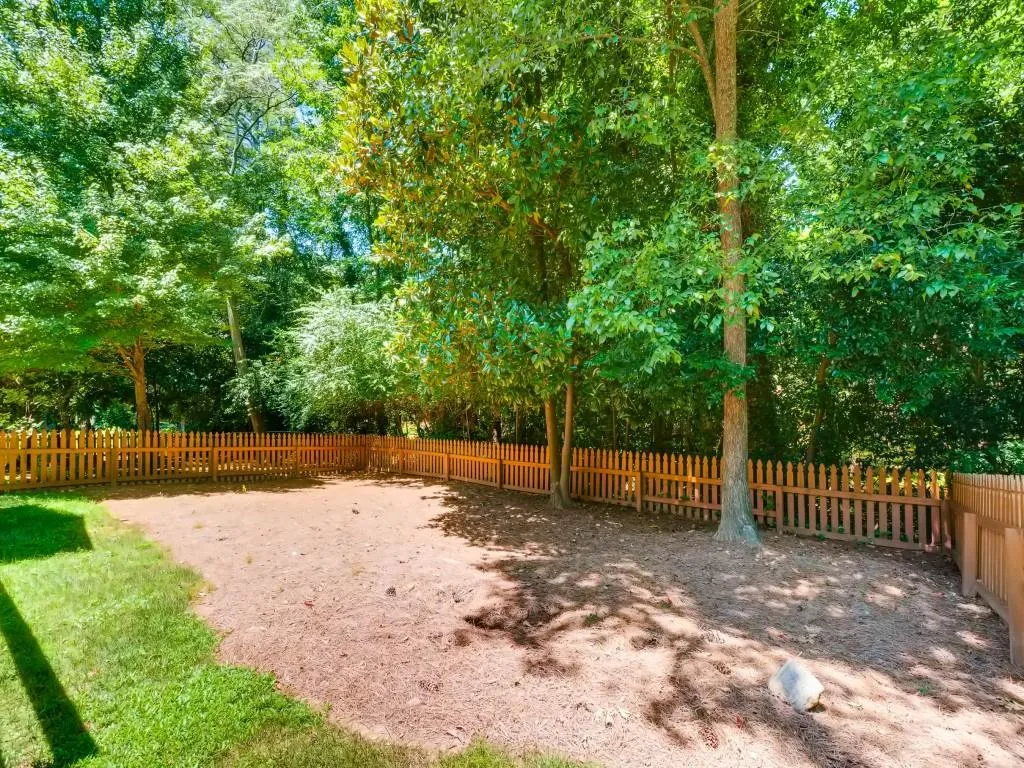 296 Mount Vernon Cove, Sandy Springs, Georgia 30328, 5 Bedrooms Bedrooms, ,5 BathroomsBathrooms,Residential,Sold,296 Mount Vernon Cove,5942117