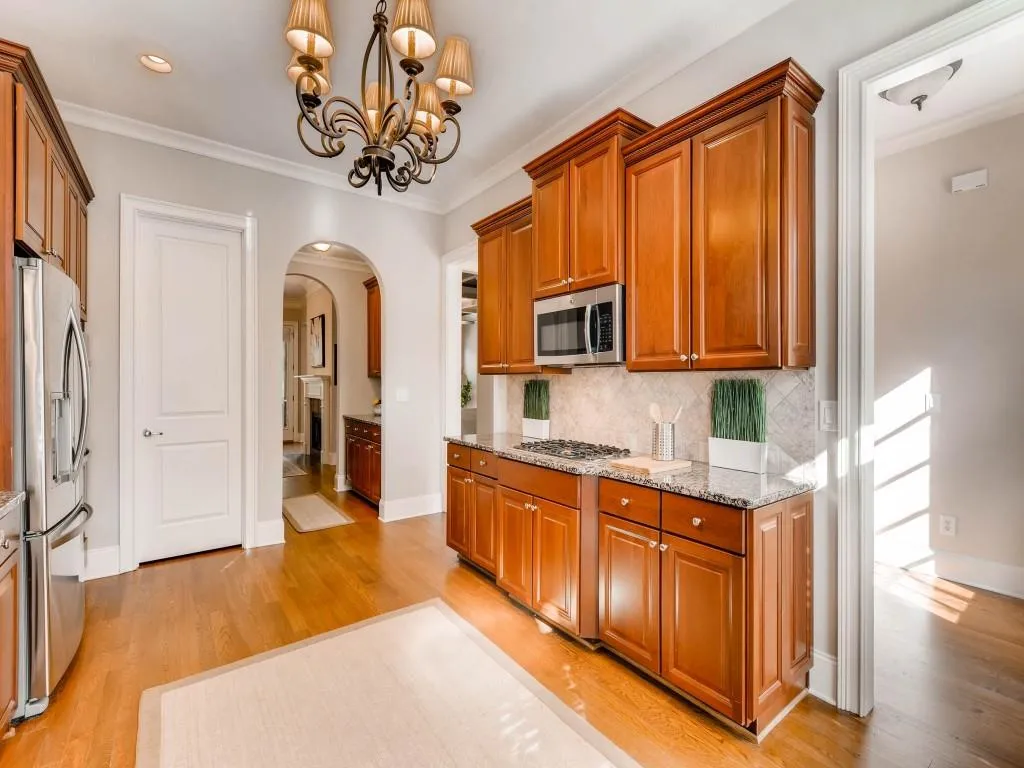 296 Mount Vernon Cove, Sandy Springs, Georgia 30328, 5 Bedrooms Bedrooms, ,5 BathroomsBathrooms,Residential,Sold,296 Mount Vernon Cove,5942117