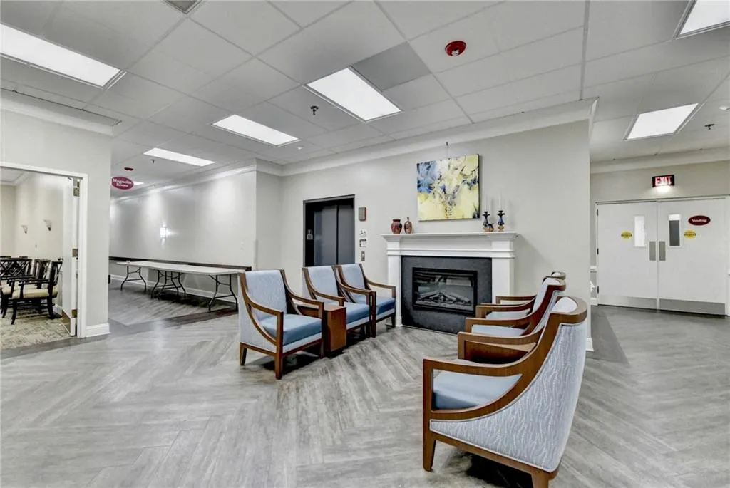 View of common area